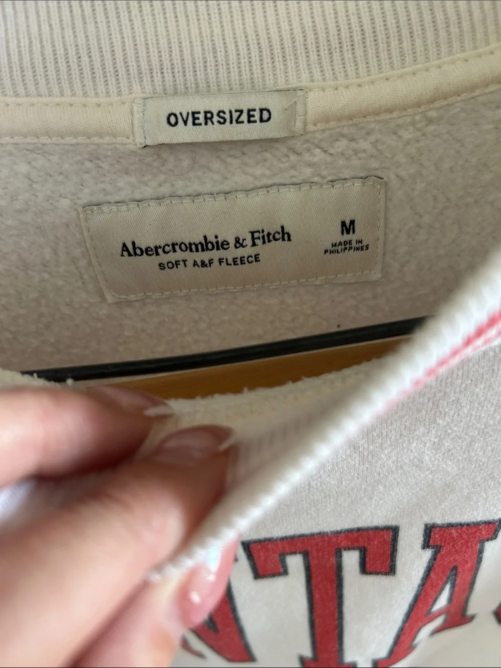 Abercrombie & Fitch Montauk  New York Cream Crewneck